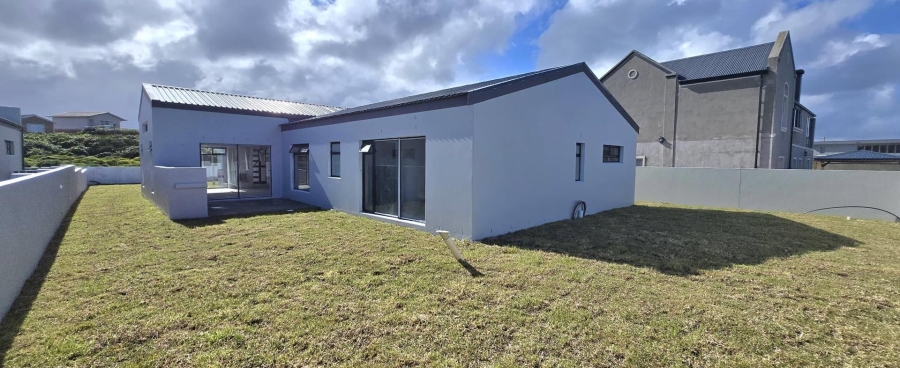 5 Bedroom Property for Sale in Kleinbaai Western Cape
